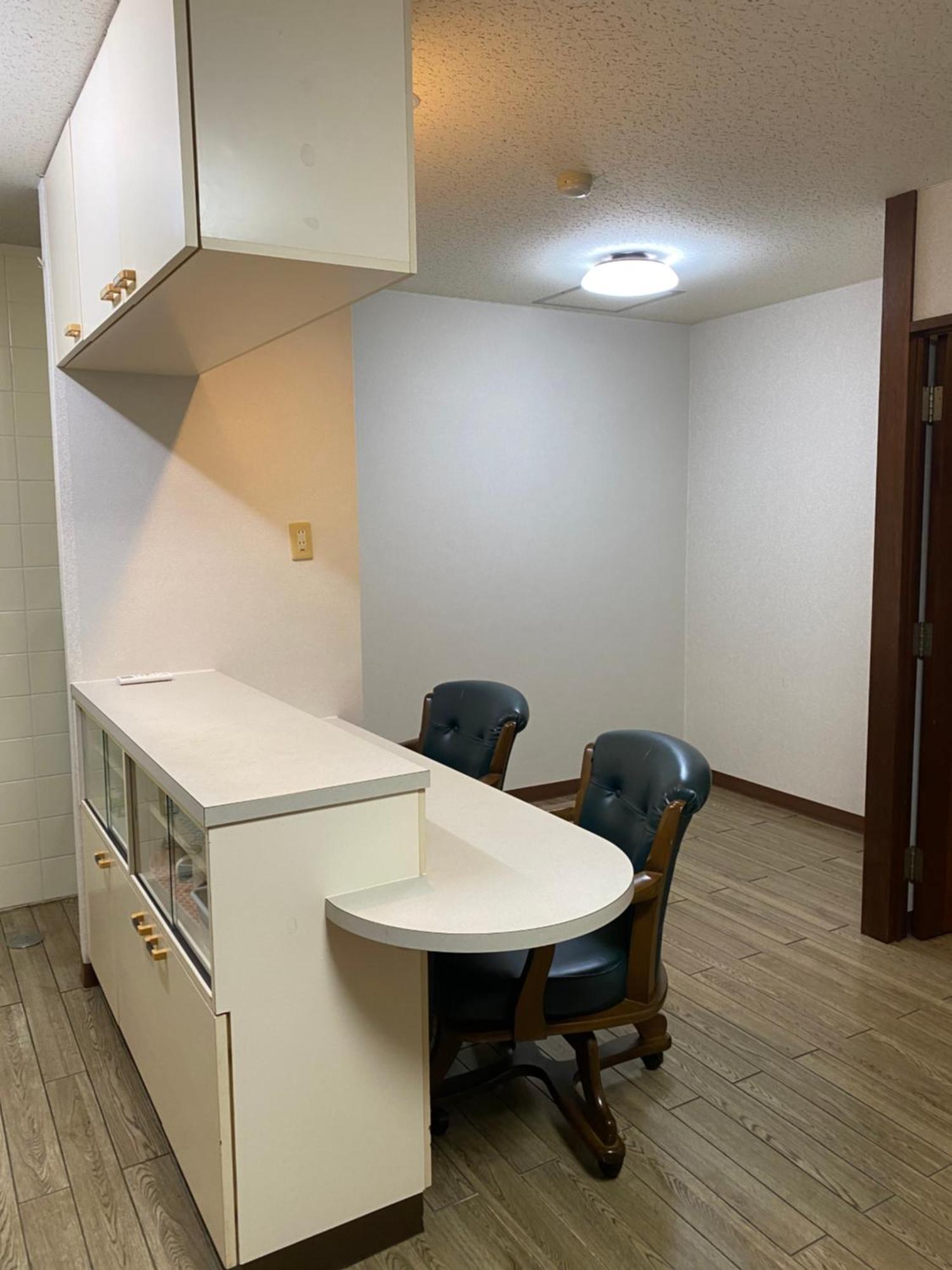 Joyful Rose Apartment Гинован Екстериор снимка